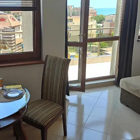 голям с прекрасна гледка кьм морето رافدا