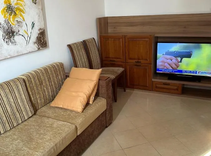 голям с прекрасна гледка кьм морето Apartmán