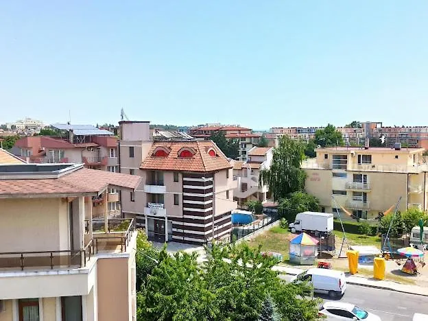 голям с прекрасна гледка кьм морето アパート