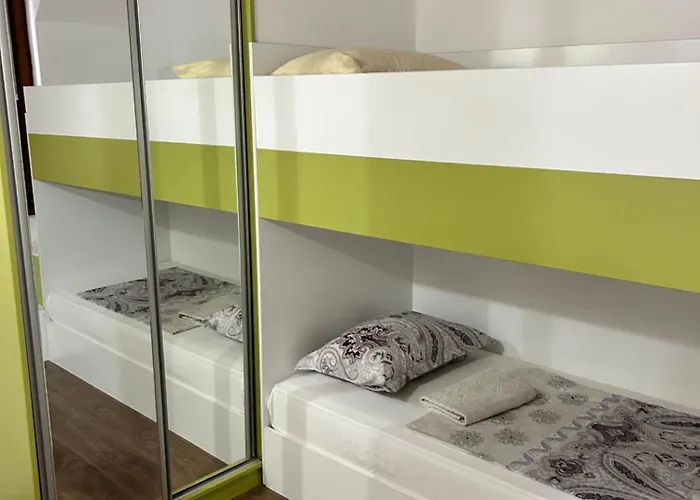 голям с прекрасна гледка кьм морето ラヴダ