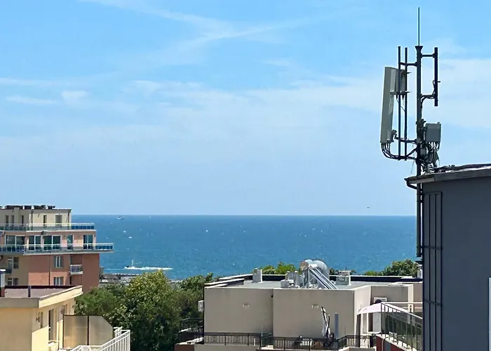 голям с прекрасна гледка кьм морето * ラヴダ